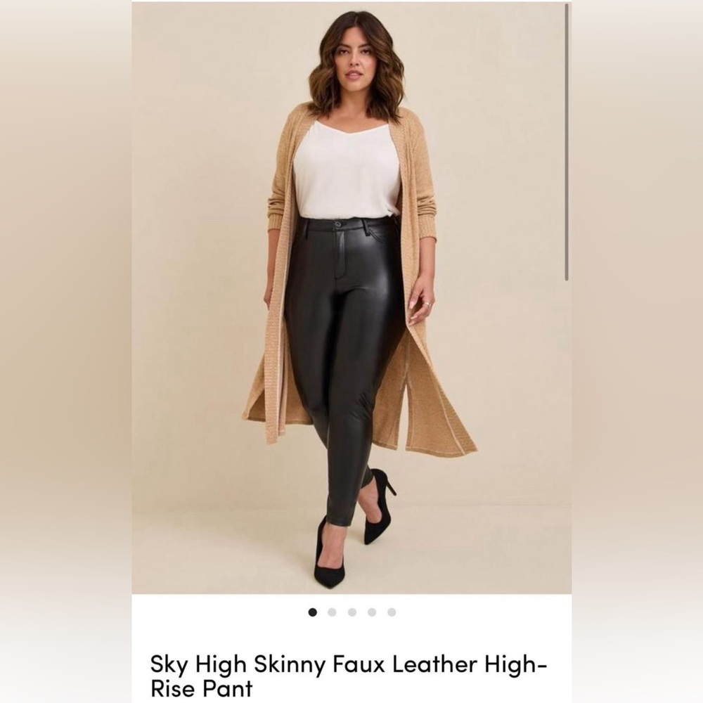 Torrid Sky High Skinny Faux Leather High-Rise Pant - Size
10 - NWT